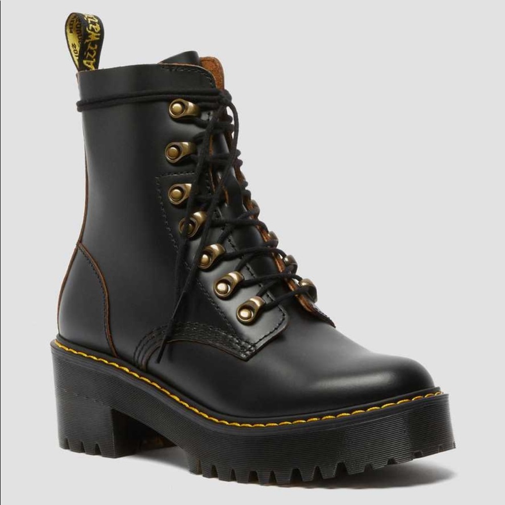 DR. MARTEN’S LEONA VINTAGE LEATHER HEELED BOOTS